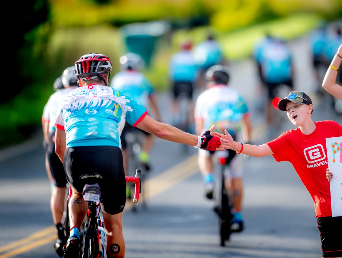 bicycle-fan-high-five